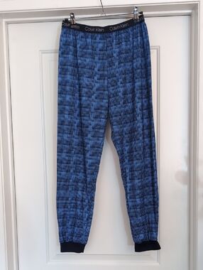 Calvin Klein Boy’s Blue Grid-Pattern Sleep Joggers L14-16